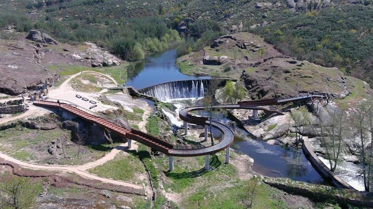 Vila Da Laje - Onde A Natureza O Envolve - Serra Da Estrela Oliveira do Hospital Exteriör bild